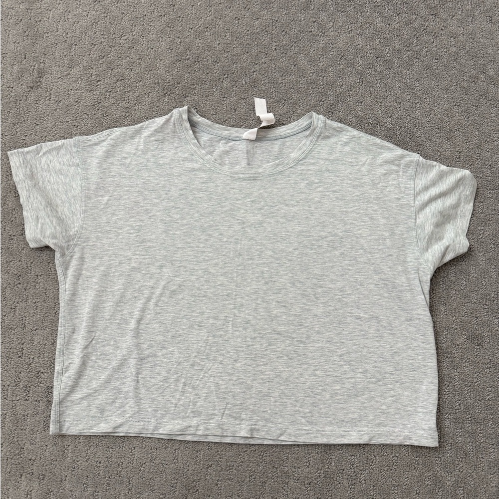 Lululemon Cates T-Shirt in Heathered Core Ultra Light Grey - Picture 5 of 11